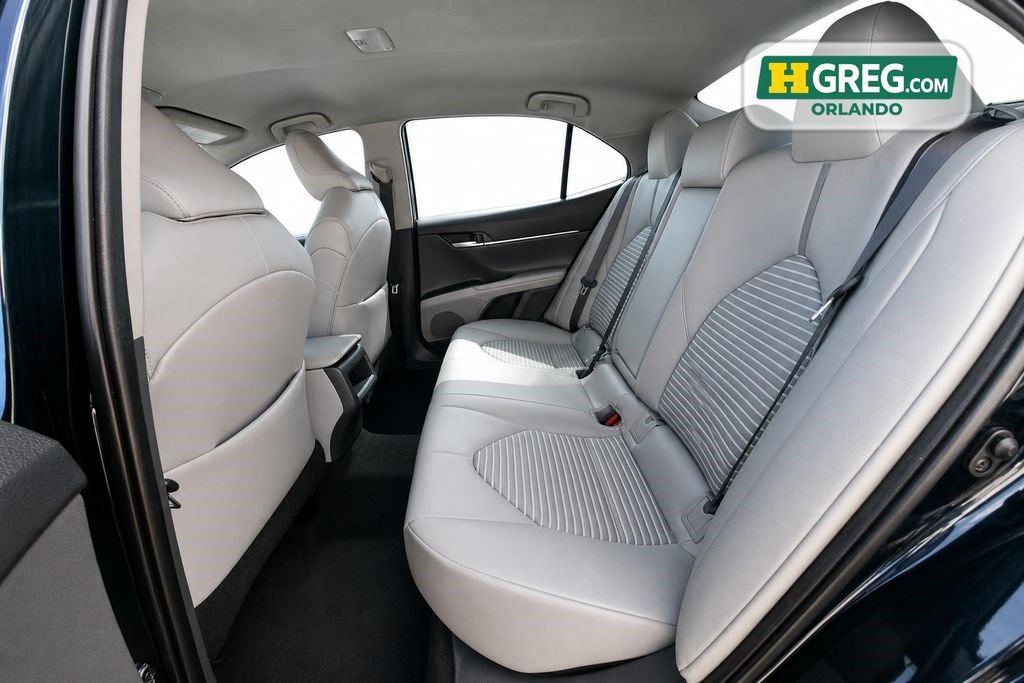Used 2019 Toyota Camry SE FWD image 12