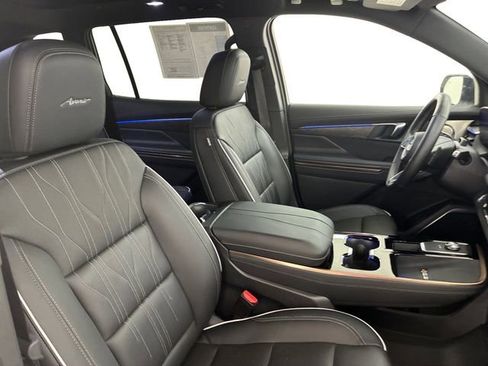 Certified 2025 Buick Enclave Avenir w/ Super Cruise Package image 14