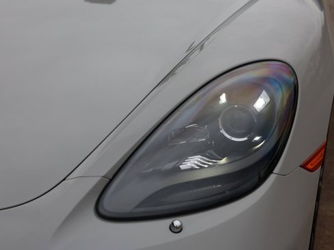 Used 2025 Porsche 718 Cayman image 20