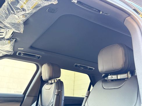 New 2026 Land Rover Range Rover Sport SE image 14