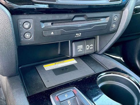 Used 2022 Honda Pilot Elite image 35