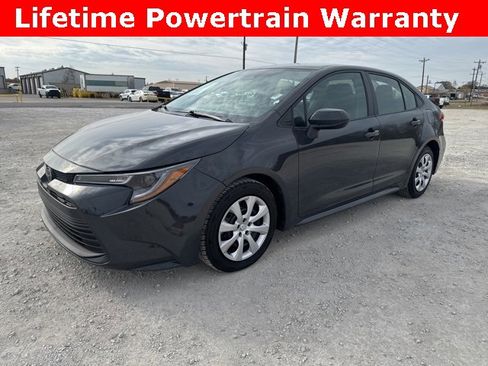 Used 2024 Toyota Corolla LE image 1