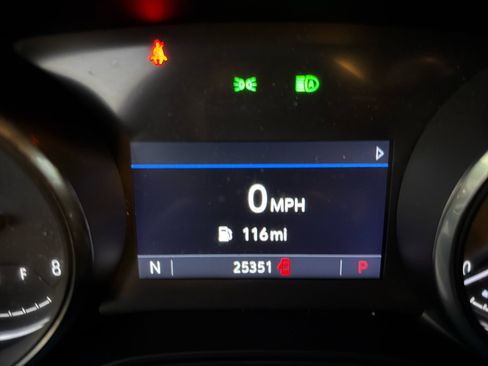 Used 2022 Buick Encore GX Select w/ Sport Touring Package image 29