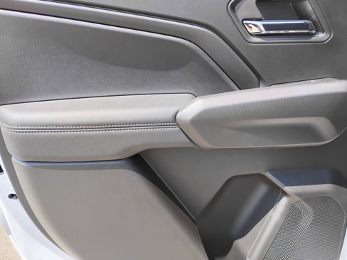 New 2026 GMC Canyon Elevation w/ Convenience Package image 23