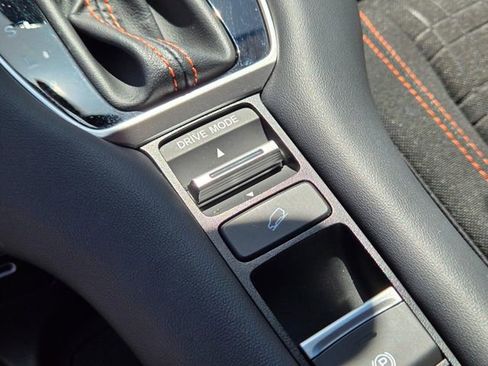 Certified 2024 Honda HR-V Sport image 33
