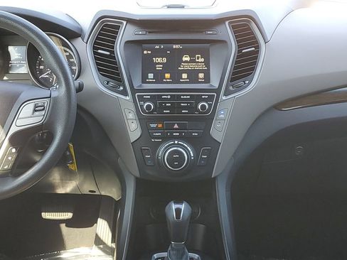 Used 2017 Hyundai Santa Fe Sport FWD image 19