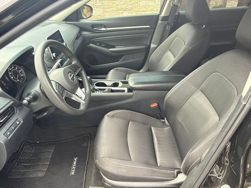 Used 2021 Nissan Altima 2.5 SV FWD image 18