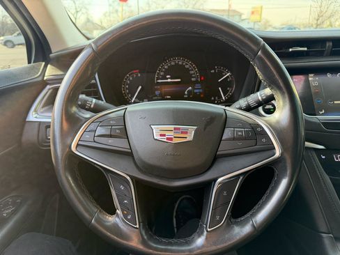 Used 2019 Cadillac XT5 Luxury AWD/4WD image 15