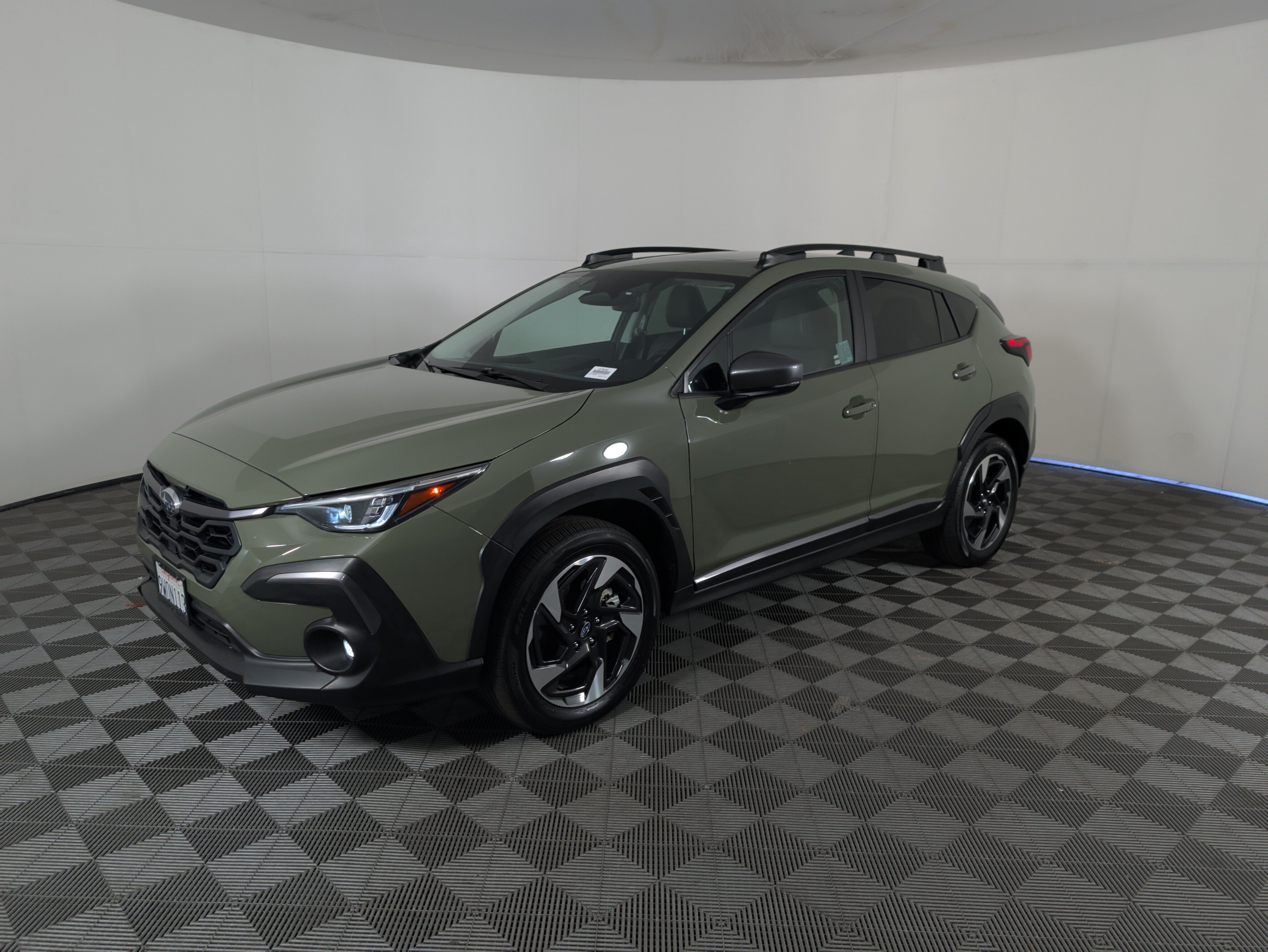 Used 2025 Subaru Crosstrek 2.5i Limited w/ Crosstrek Mirror Package AWD/4WD image 8