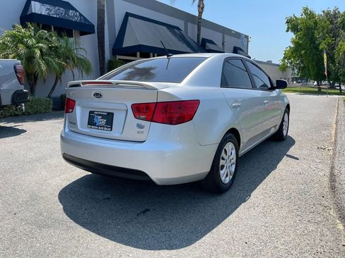 Used 2013 Kia Forte EX image 5