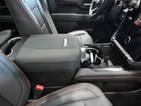 New 2026 GMC Yukon XL AT4 w/ AT4 Premium Package AWD/4WD image 23