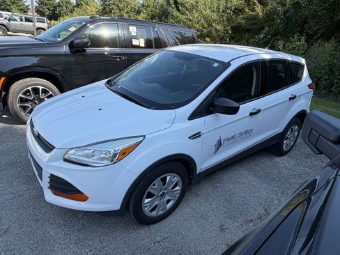 Used 2014 Ford Escape S FWD image 5