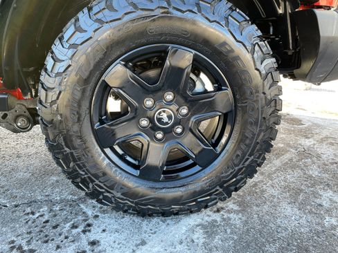 Used 2024 Ford Bronco Black Diamond image 10