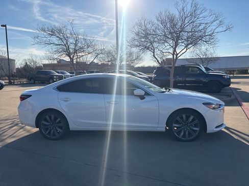 Used 2018 MAZDA MAZDA6 Touring image 4