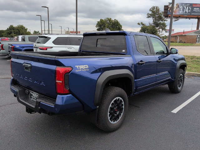 Used 2024 Toyota Tacoma TRD Off-Road w/ TRD Off Road Upgrade Package AWD/4WD image 7