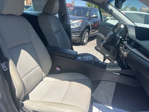 Used 2015 Lexus ES 350 w/ Premium Package FWD image 19