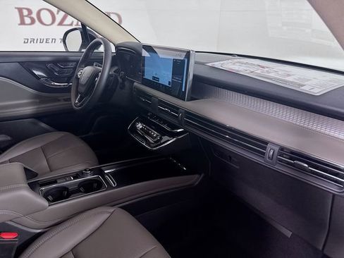 New 2026 Lincoln Corsair Premiere image 31