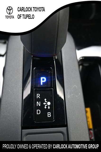 Used 2026 Toyota Prius Plug-In Hybrid FWD image 40
