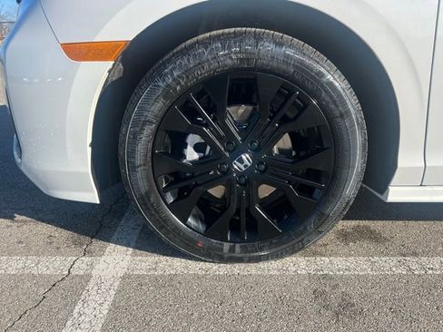 New 2026 Honda Odyssey Sport-L image 11