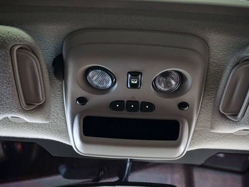 Used 2004 Cadillac Escalade EXT AWD/4WD image 44