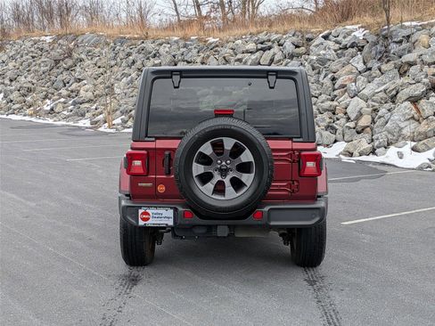 Certified 2021 Jeep Wrangler Unlimited Sahara AWD/4WD image 6