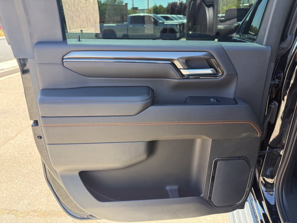 Used 2024 GMC Sierra 3500 AT4 w/ AT4 Premium Plus Package AWD/4WD image 25