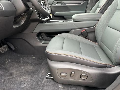 New 2026 GMC Acadia AT4 w/ Super Cruise Package image 14