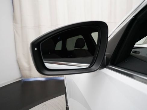 Used 2025 Audi Q5 Premium w/ Convenience Package AWD/4WD image 26