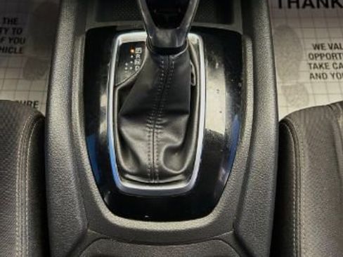 Used 2019 Nissan Rogue S image 15