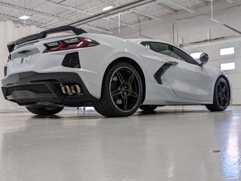 Used 2020 Chevrolet Corvette Stingray Preferred Cpe w/ 2LT Preferred Equipment Group image 18