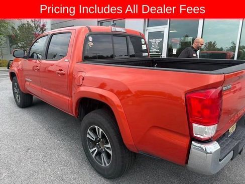 Used 2017 Toyota Tacoma SR5 w/ Tow Package RWD image 19
