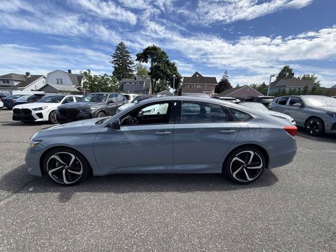 Used 2021 Honda Accord Sport image 4