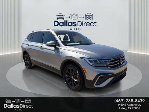 Used 2024 Volkswagen Tiguan SE image 1