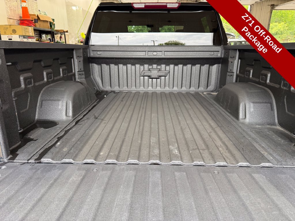 Used 2023 Chevrolet Silverado 1500 RST AWD/4WD image 33