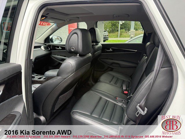 Used 2016 Kia Sorento EX AWD/4WD image 11