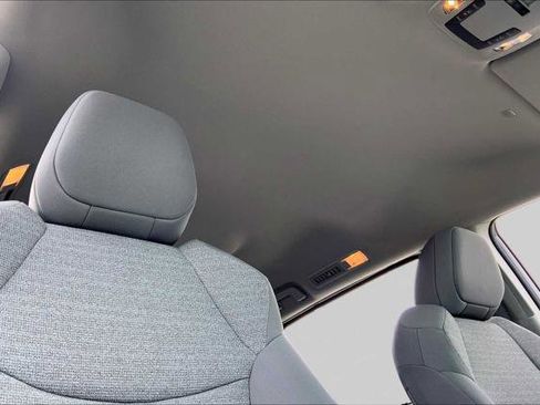 Certified 2024 Toyota Sienna LE FWD image 14