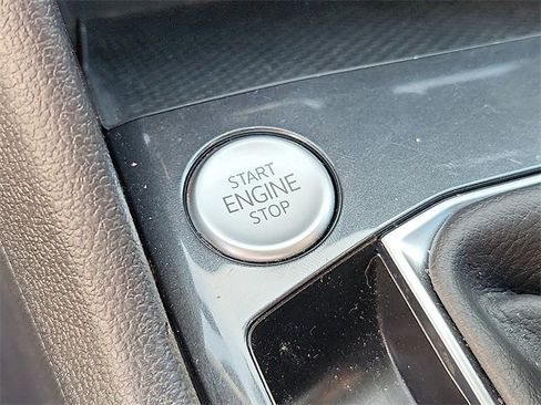 Certified 2023 Volkswagen Tiguan S image 25