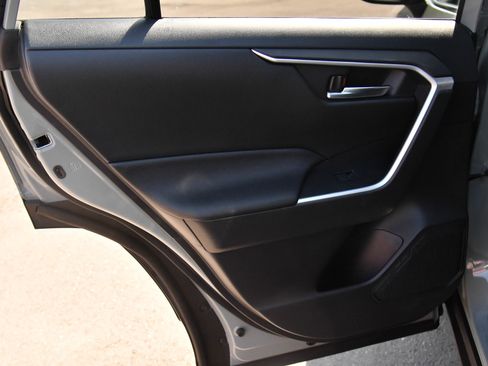 Used 2023 Toyota RAV4 XLE Premium FWD image 36