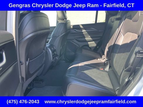 Certified 2023 Jeep Grand Cherokee Altitude AWD/4WD image 31