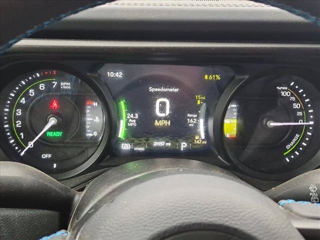 Used 2024 Jeep Wrangler Unlimited Rubicon 4xe w/ Technology Group AWD/4WD image 9