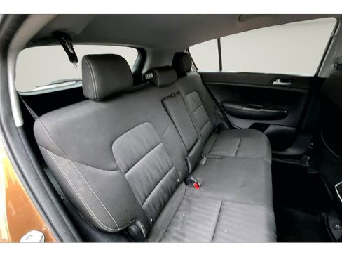 Used 2017 Kia Sportage LX image 23