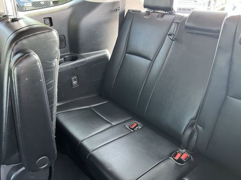 Used 2022 Toyota Highlander XLE image 21