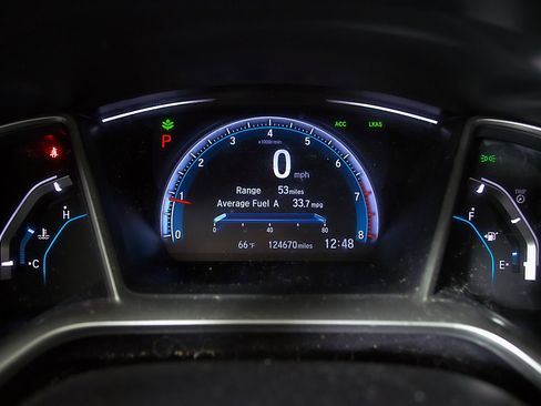 Used 2018 Honda Civic EX image 16