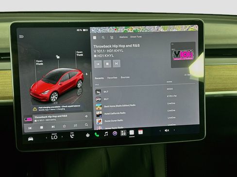 Used 2022 Tesla Model Y Long Range AWD/4WD image 19