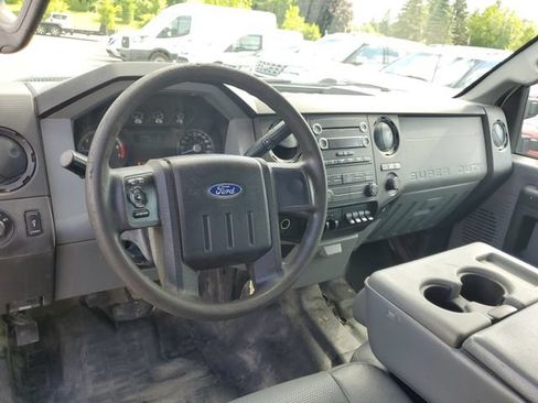 Used 2015 Ford F250 XL w/ Power Equipment Group RWD image 11