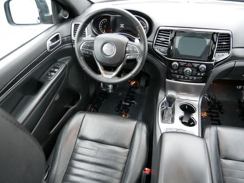 Used 2019 Jeep Grand Cherokee Limited X image 9