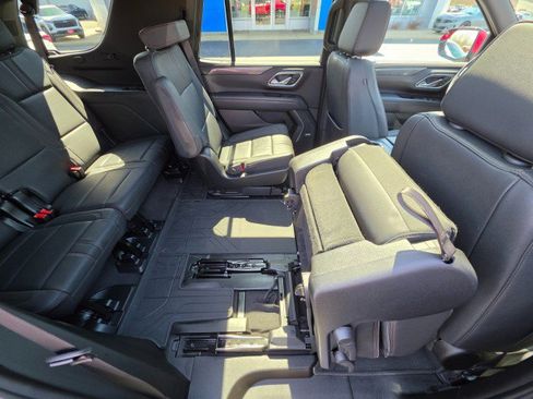 Used 2023 Chevrolet Tahoe RST w/ Luxury Package image 18