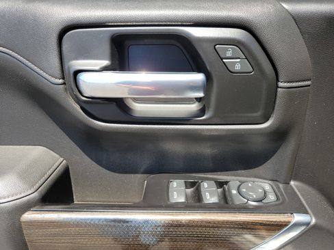 Used 2019 Chevrolet Silverado 1500 RST w/ All-Star Edition RWD image 7