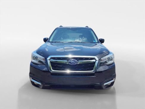 Used 2018 Subaru Forester 2.5i Touring AWD/4WD image 8