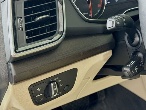 Certified 2023 Audi Q5 2.0T Premium w/ Convenience Package image 13